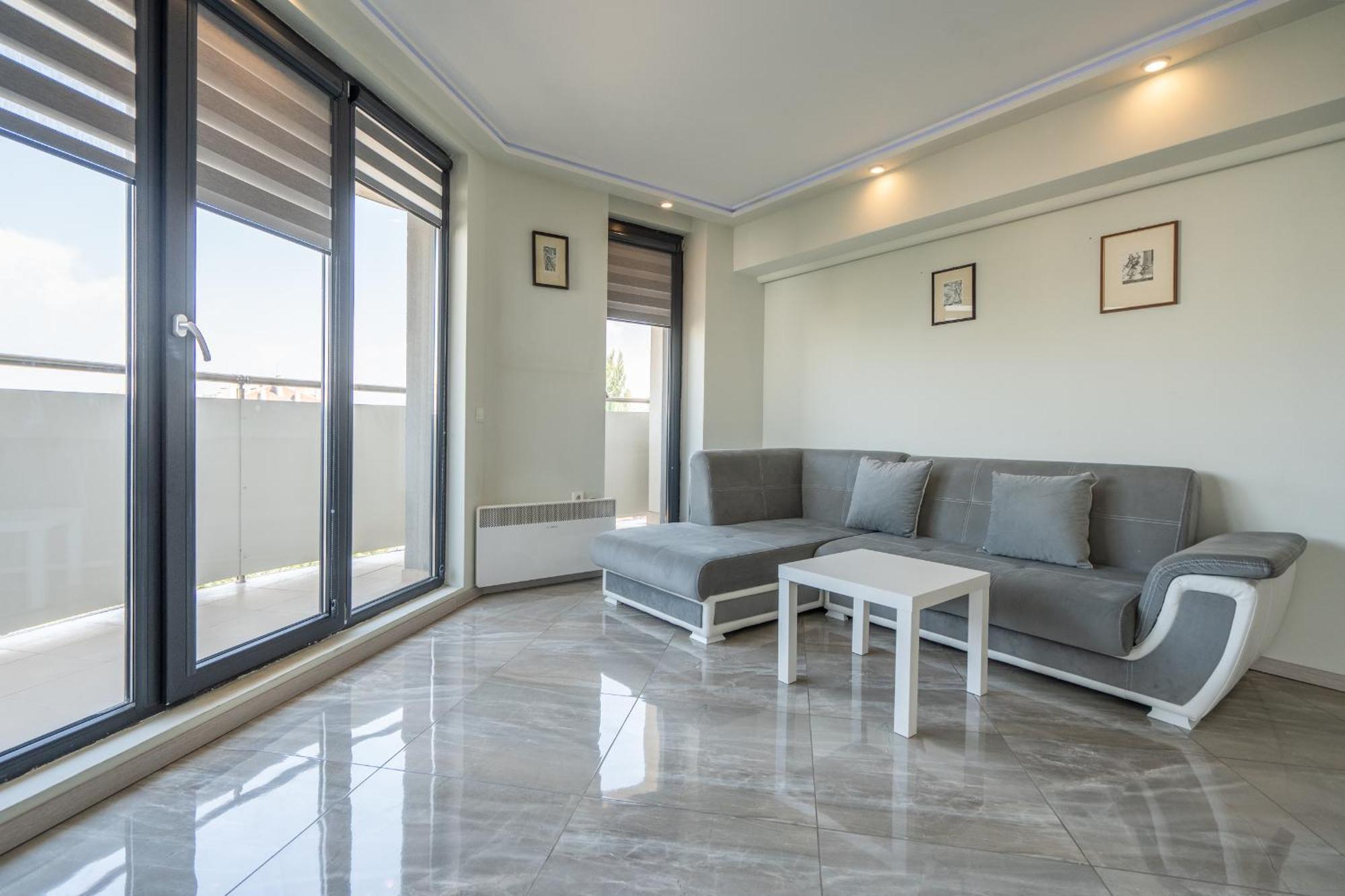 The Right Choice 23 Apartment